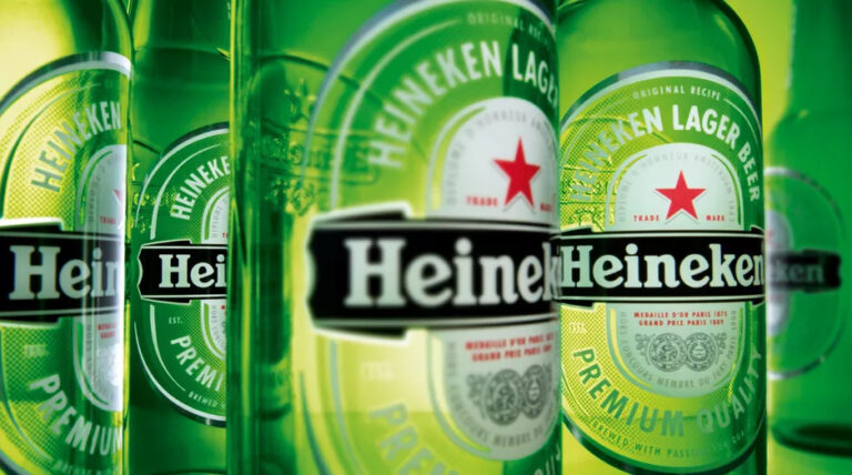 Cerveja Heineken tem açúcar ou não? Mito ou Verdade? - Bebendo Com Amigos